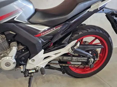 HONDA CB 250 F Twister FLEXONE, Foto 6