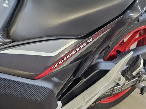 HONDA CB 250 F Twister FLEXONE, Foto 9