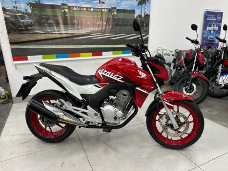 HONDA CB 250 F Twister , Foto 6