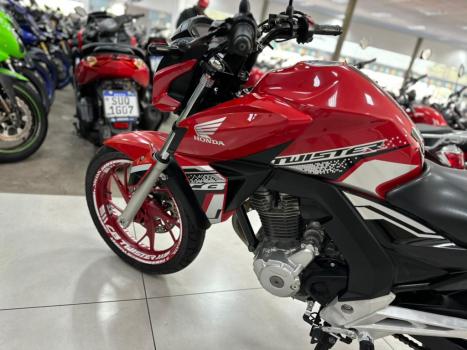 HONDA CB 250 F Twister , Foto 3