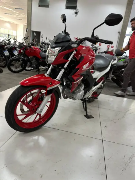 HONDA CB 250 F Twister , Foto 7