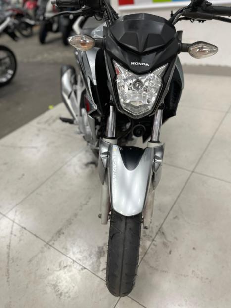 HONDA CB 250 F Twister FLEXONE, Foto 3