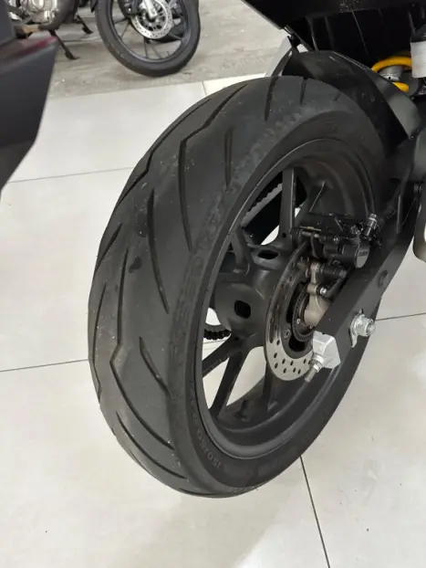HONDA CB 300 F Twister FLEX ABS, Foto 4