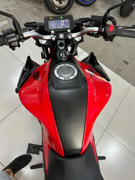 HONDA CB 300 F Twister FLEX ABS, Foto 8