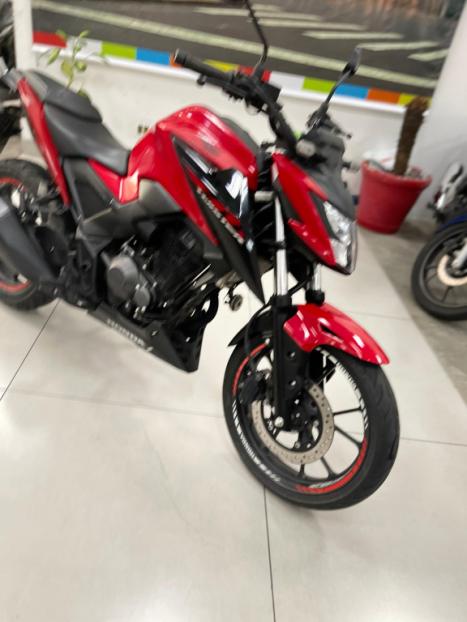 HONDA CB 300 F Twister FLEX ABS, Foto 4
