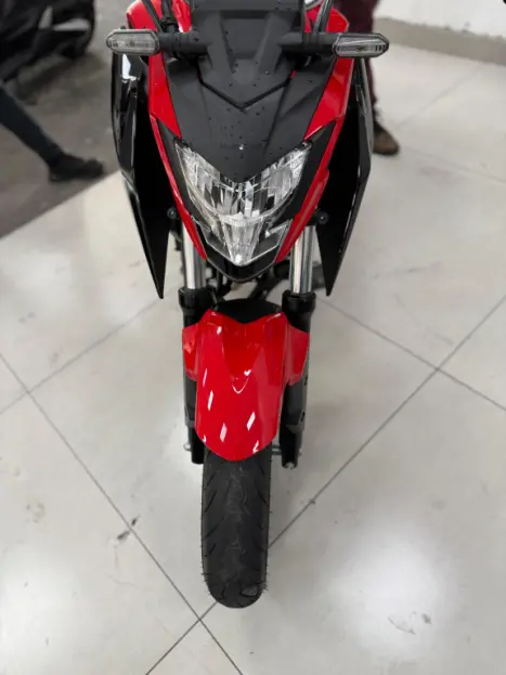 HONDA CB 300 F Twister FLEX CBS, Foto 4