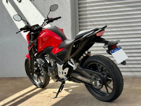 HONDA CB 300 F Twister FLEX CBS, Foto 2