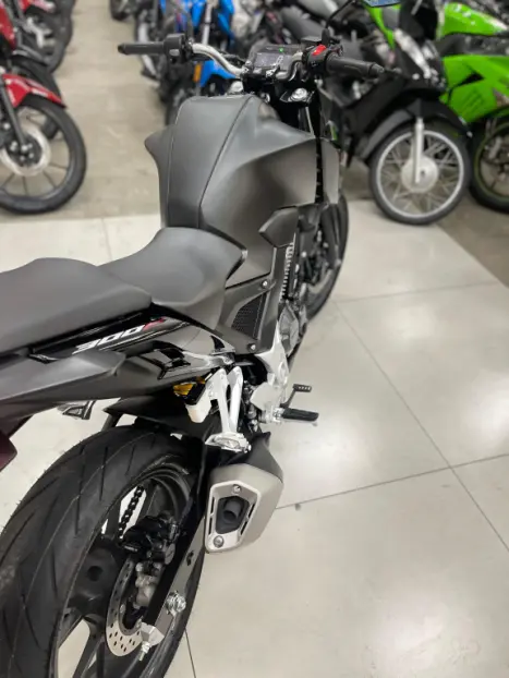 HONDA CB 300 F Twister FLEX ABS, Foto 4