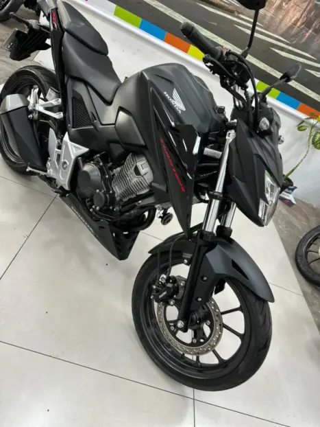 HONDA CB 300 F Twister FLEX CBS, Foto 2