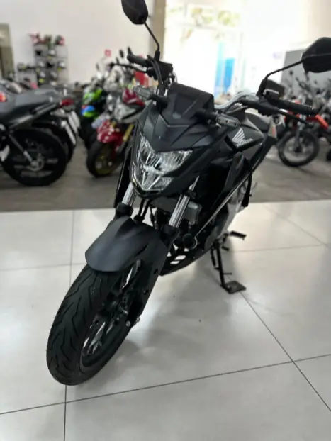 HONDA CB 300 F Twister FLEX CBS, Foto 8
