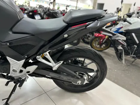 HONDA CB 300 F Twister FLEX CBS, Foto 13