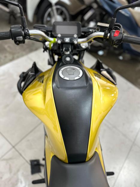 HONDA CB 300 F Twister FLEX ABS, Foto 3