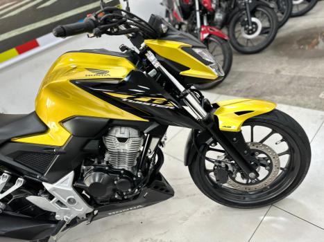 HONDA CB 300 F Twister FLEX ABS, Foto 2