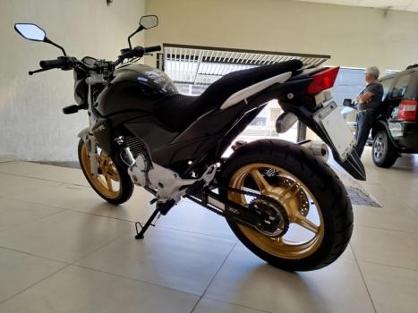 HONDA CB 300 R FLEX, Foto 2