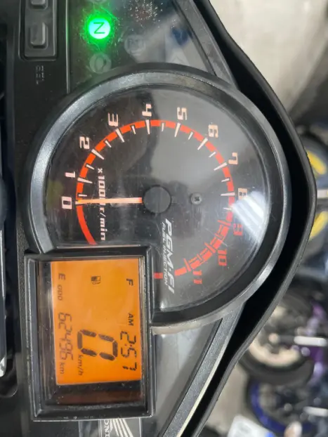 HONDA CB 300 R STD, Foto 13