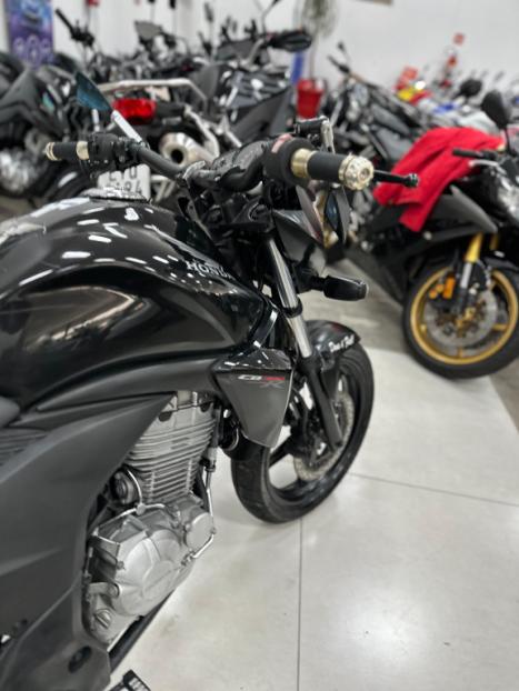 HONDA CB 300 R STD, Foto 11