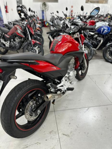HONDA CB 300 R STD, Foto 3