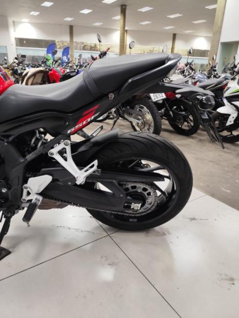 HONDA CB 650 F ABS, Foto 5