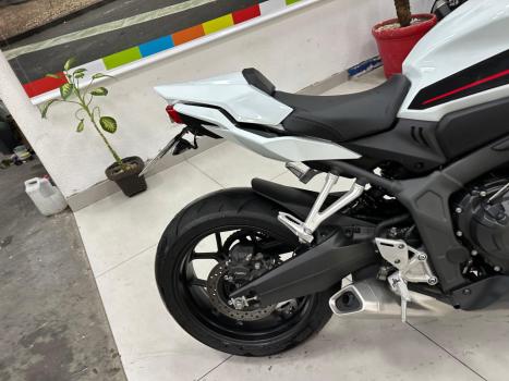 HONDA CB 650 R ABS, Foto 18