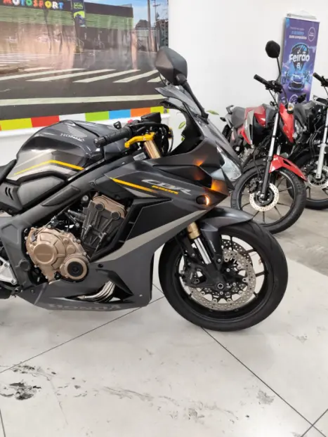HONDA CB 650 R ABS, Foto 5