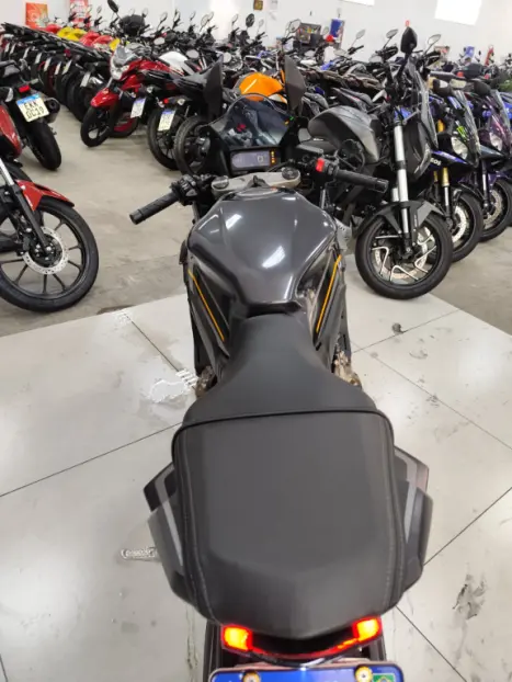 HONDA CB 650 R ABS, Foto 10