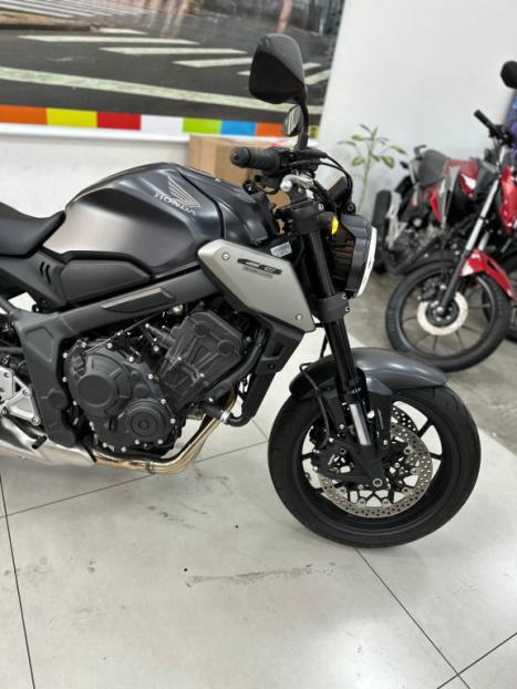 HONDA CB 650 R ABS, Foto 2