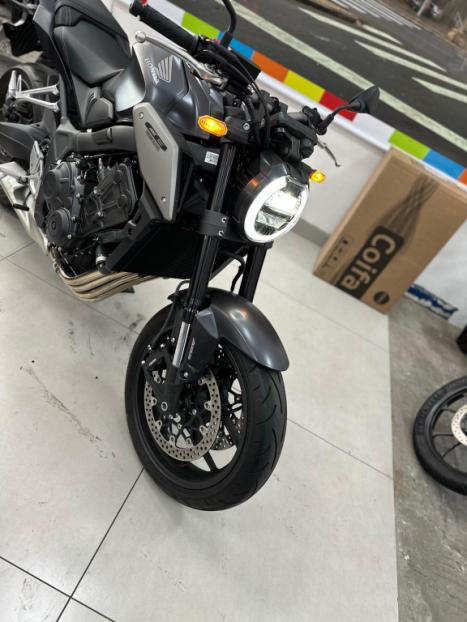 HONDA CB 650 R ABS, Foto 8