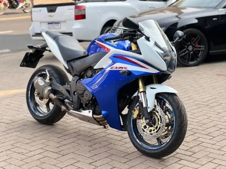 HONDA CBR 600 F , Foto 7