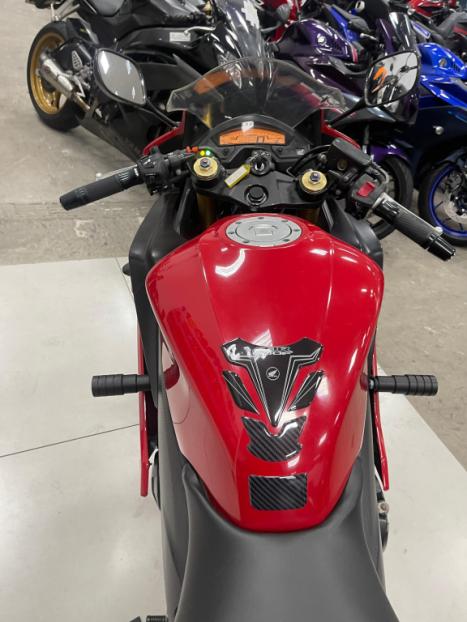 HONDA CBR 600 F , Foto 4