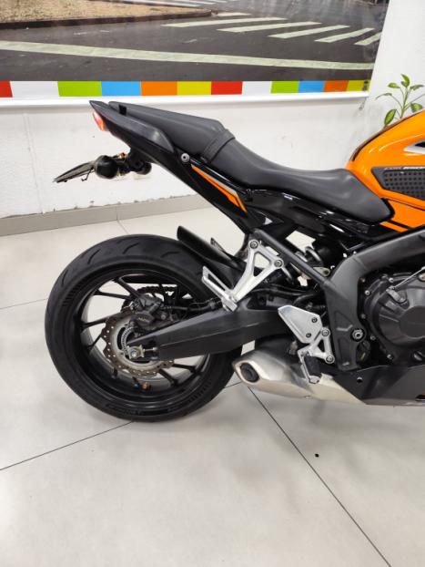 HONDA CBR 650 F , Foto 2