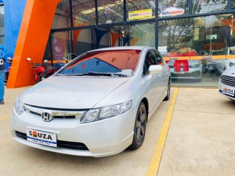 HONDA Civic 1.8 16V 4P FLEX LXS AUTOMTICO, Foto 2