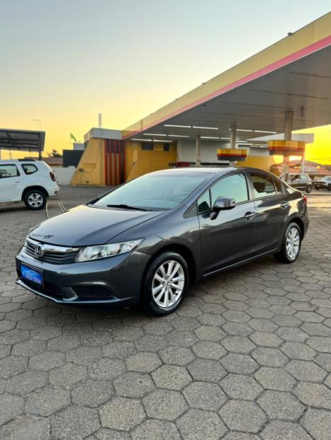HONDA Civic 1.8 16V 4P FLEX LXS AUTOMTICO, Foto 1