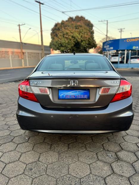 HONDA Civic 1.8 16V 4P FLEX LXS AUTOMTICO, Foto 5