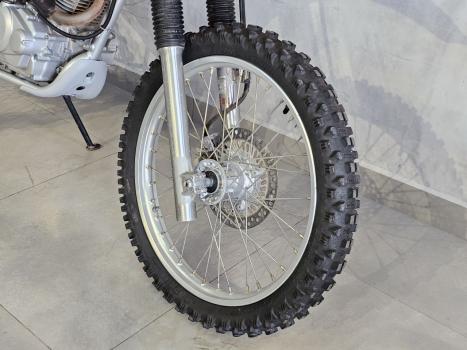 HONDA CRF 230 F, Foto 5