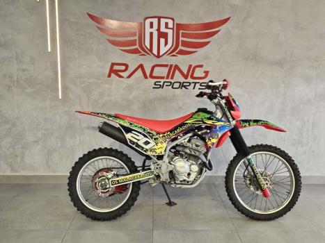 HONDA CRF 250 F, Foto 1