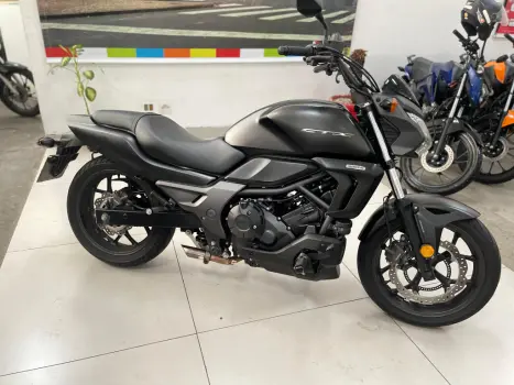 HONDA CTX 700 , Foto 2
