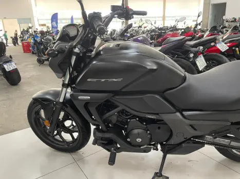 HONDA CTX 700 , Foto 16