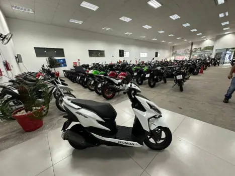 HONDA Elite 125 , Foto 4