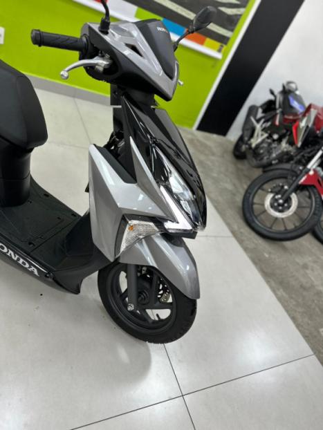 HONDA Elite 125 , Foto 3