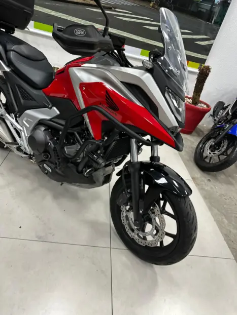 HONDA NC 700 X ABS, Foto 9