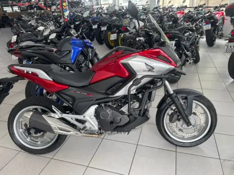 HONDA NC 750 X ABS, Foto 4