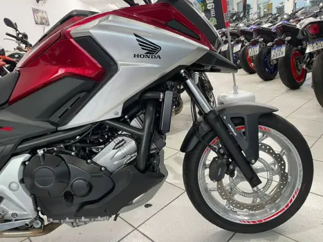 HONDA NC 750 X ABS, Foto 10