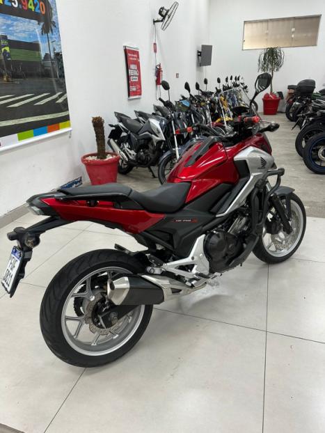 HONDA NC 750 X ABS, Foto 4