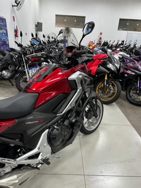 HONDA NC 750 X ABS, Foto 4