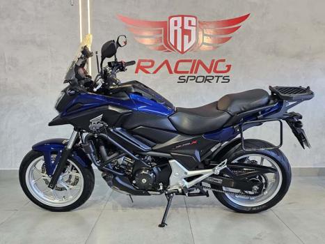 HONDA NC 750 X ABS, Foto 2
