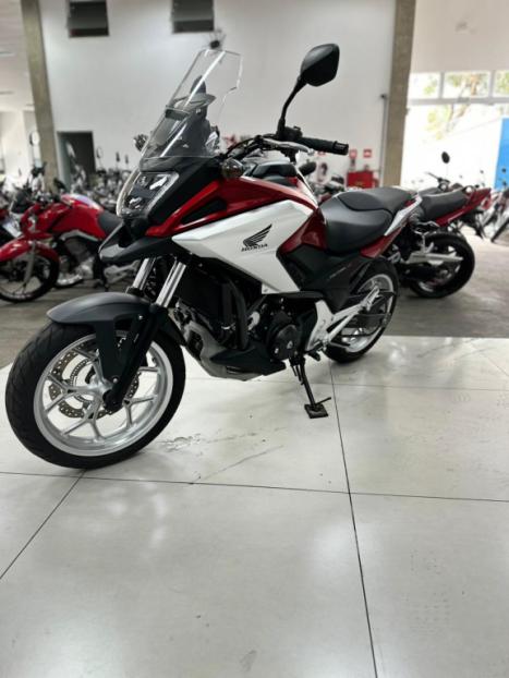 HONDA NC 750 X ABS, Foto 10
