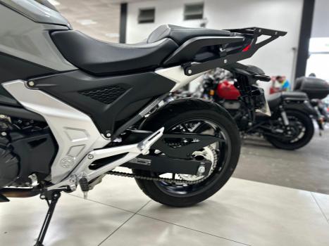 HONDA NC 750 X ABS, Foto 10