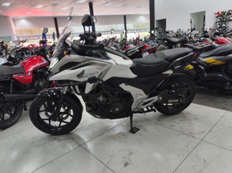 HONDA NC 750 X DCT, Foto 2