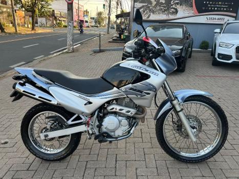 HONDA NX Falcon 400, Foto 1