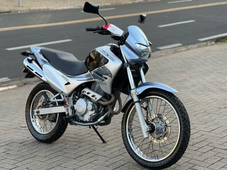 HONDA NX Falcon 400, Foto 2